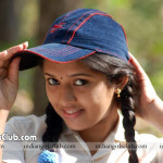 mallu actress acting as a school girl in tamil movie