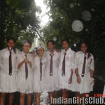 sri lankan school girls pics 11 150x150 Sri Lankan School Girls Pics At Picnic