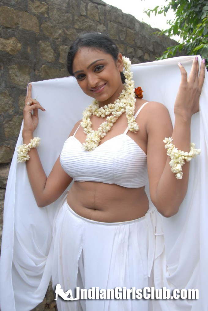 Telugu Actress Nude - Telugu Actress Waheeda Navel Pics - Indian Girls Club