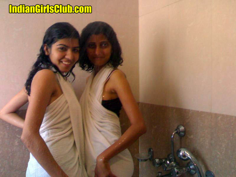 Garl Hostal Xxx - Real Indian College Girls Hostel Bathroom Pics - Indian Girls Club