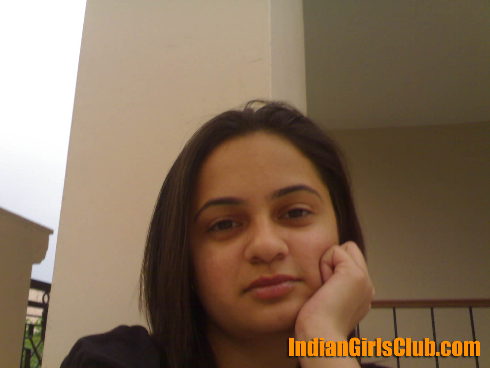 Pak Sindhi Girls Xxx - Beautiful Lahori Girl Nafisa Simple and Cute - Indian Girls Club