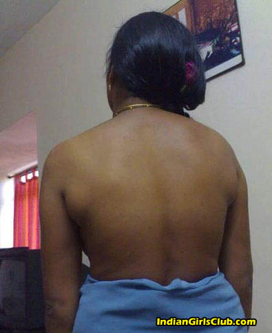 backnude aunty saree