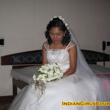 Lanka Sex Frst Time Blood - Sri Lankan Girls First Night Bleeding Pussy - Indian Girls Club