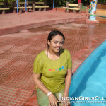 hot desi aunty swimming pool
