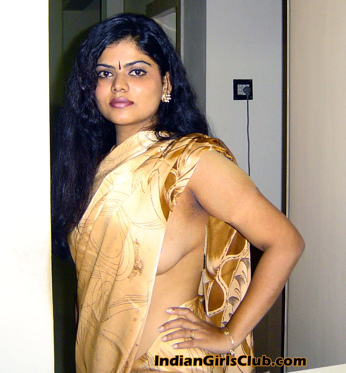 Indian Saree Hot Porn Sex Movie - Neha Aunty Nude Series Starts - Indian Girls Club