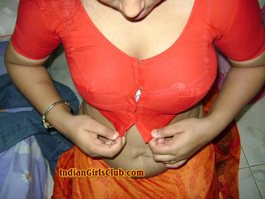 Blouseauntysex - indian aunty red opening blouse - Indian Girls Club - Nude Indian Girls &  Hot Sexy Indian Babes