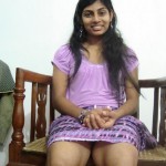 Thunder Thighs Young Indian Girl in Mini Skirt Thunder Thighs Young Indian Girl in Mini Skirt