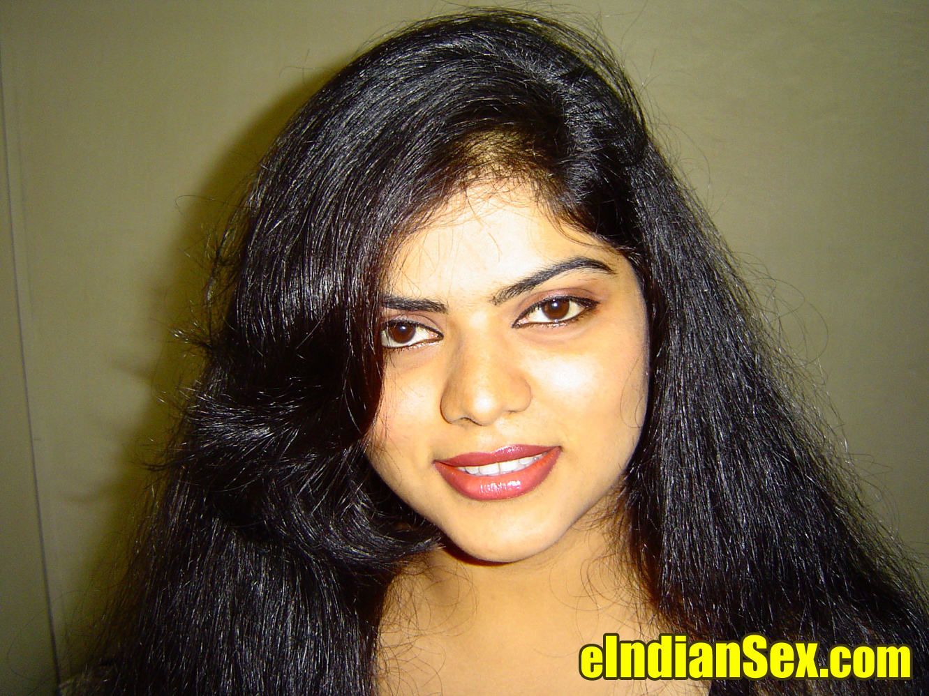 Chubby Indian Milf Neha - Updated: Sexy Neha Aunty Photo Gallery - Indian Girls Club
