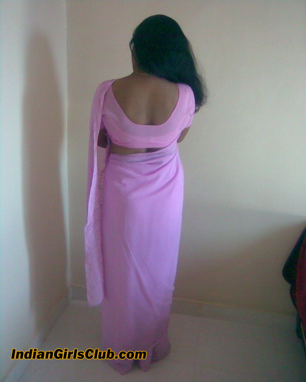 backnude aunty saree