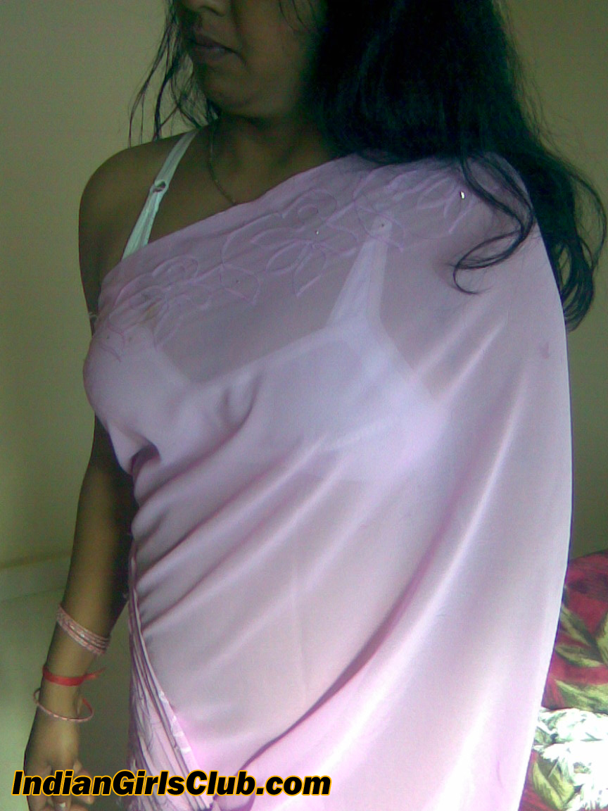 wife transprent saree in boobs photo Xxx Pics Hd
