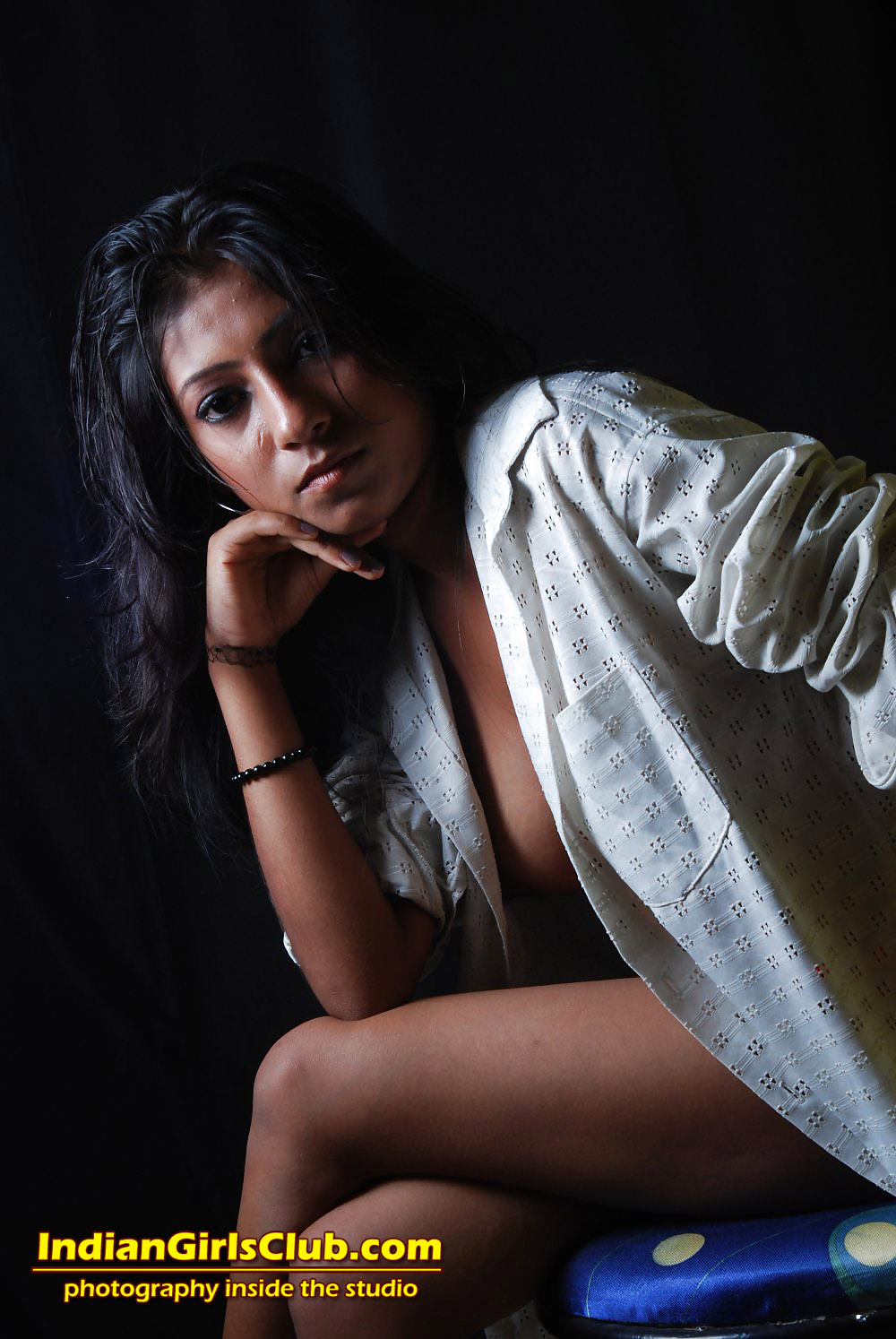 1000px x 1494px - Indian Girls Nude Photography: Inside The Studio - Part 34 - Indian Girls  Club