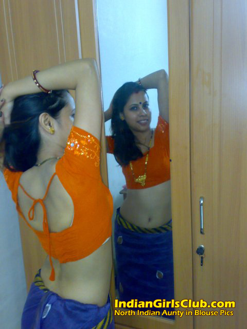 Beautiful Indian Aunty Xxx - North Indian Aunty in Blouse in Front of Mirror - Indian Girls Club