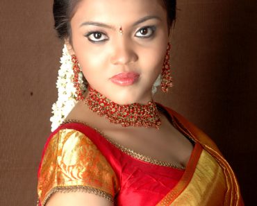Telugu Shobana Sex Videos - Telugu Actress Shobana Naidu Pavadai Chattai Pics - Indian Girls Club
