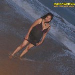 Beach Pics of Tamil Aunty Valli – Part 9