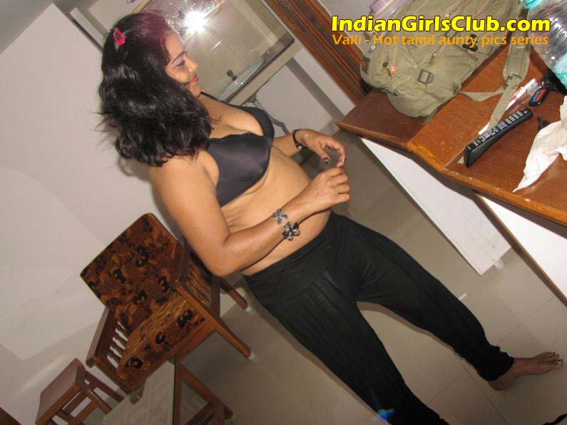 Sex Farm House - tamil aunty farm house pics 4 - Indian Girls Club - Nude Indian Girls & Hot  Sexy Indian Babes