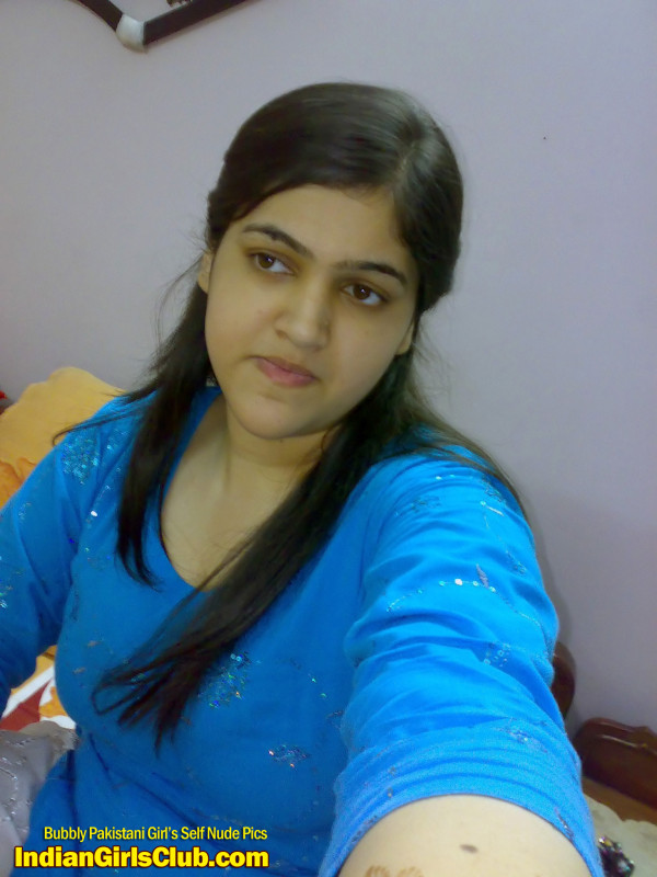 Bubbly Pakistani Girl's Self Nude Pics - Indian Girls Club