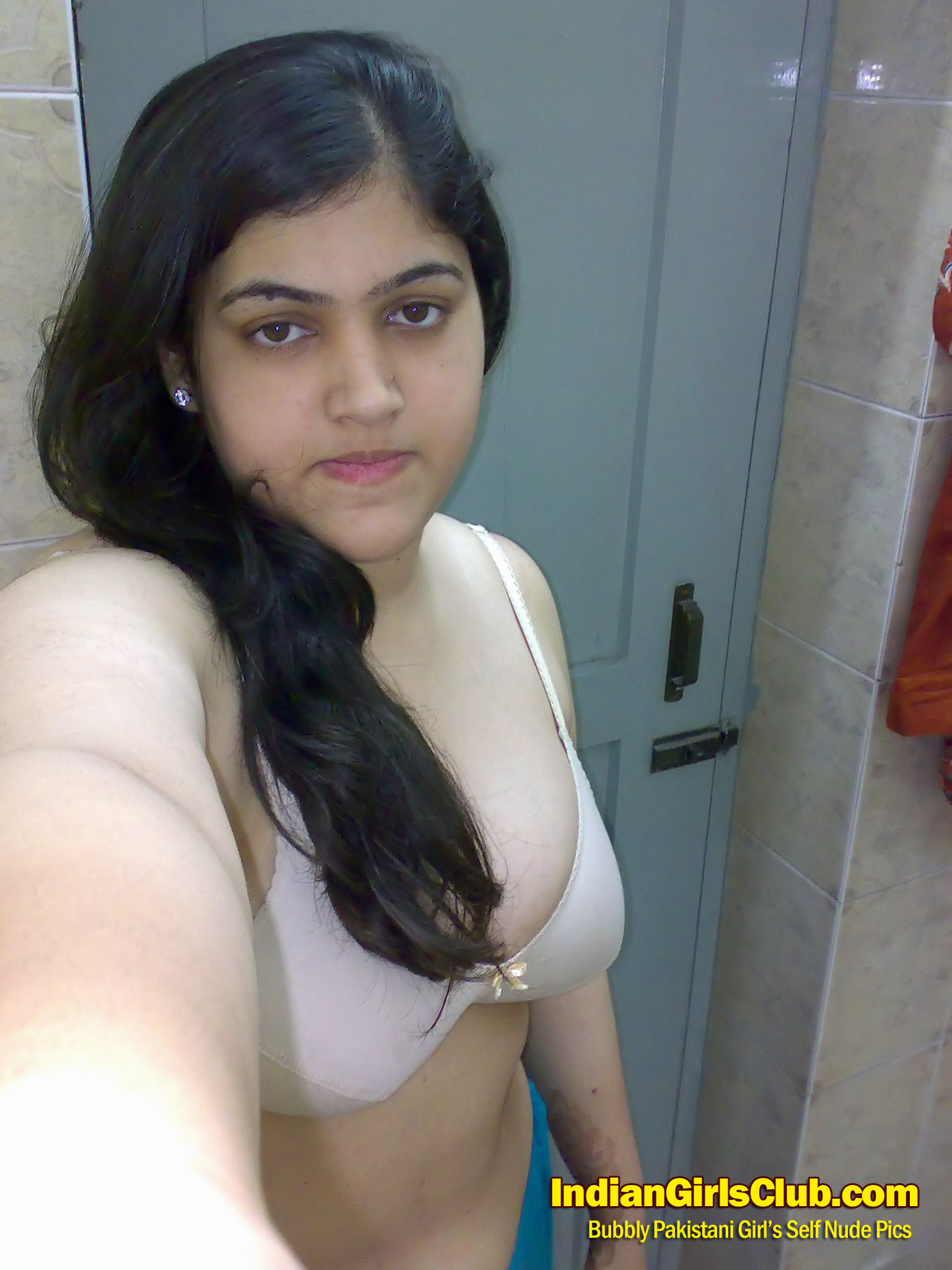 pakistani girls nude 3 - Indian Girls Club - Nude Indian Girls & Hot Sexy  Indian Babes