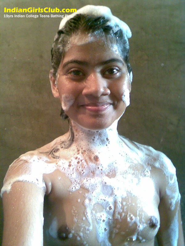 Keralagirlbath - 19yrs Indian College Teen's Bathing Pics - Indian Girls Club