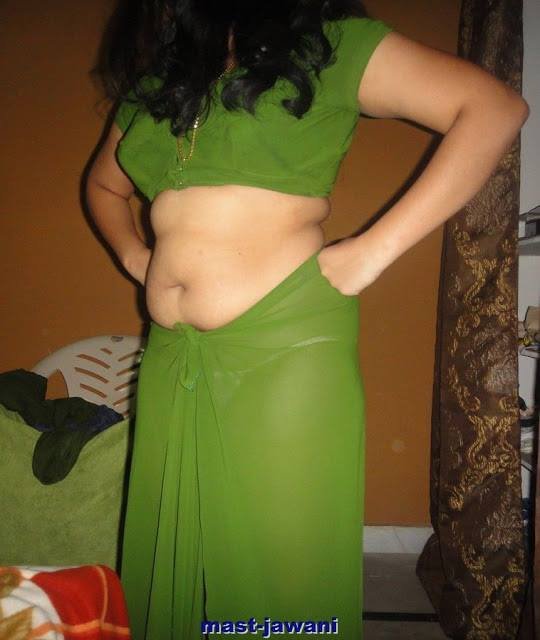 Amateur Indian Sexy Bhabhi picture