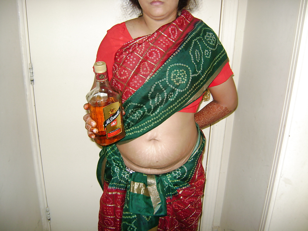 1000px x 750px - Mature Indian MILF Naked - Indian Girls Club