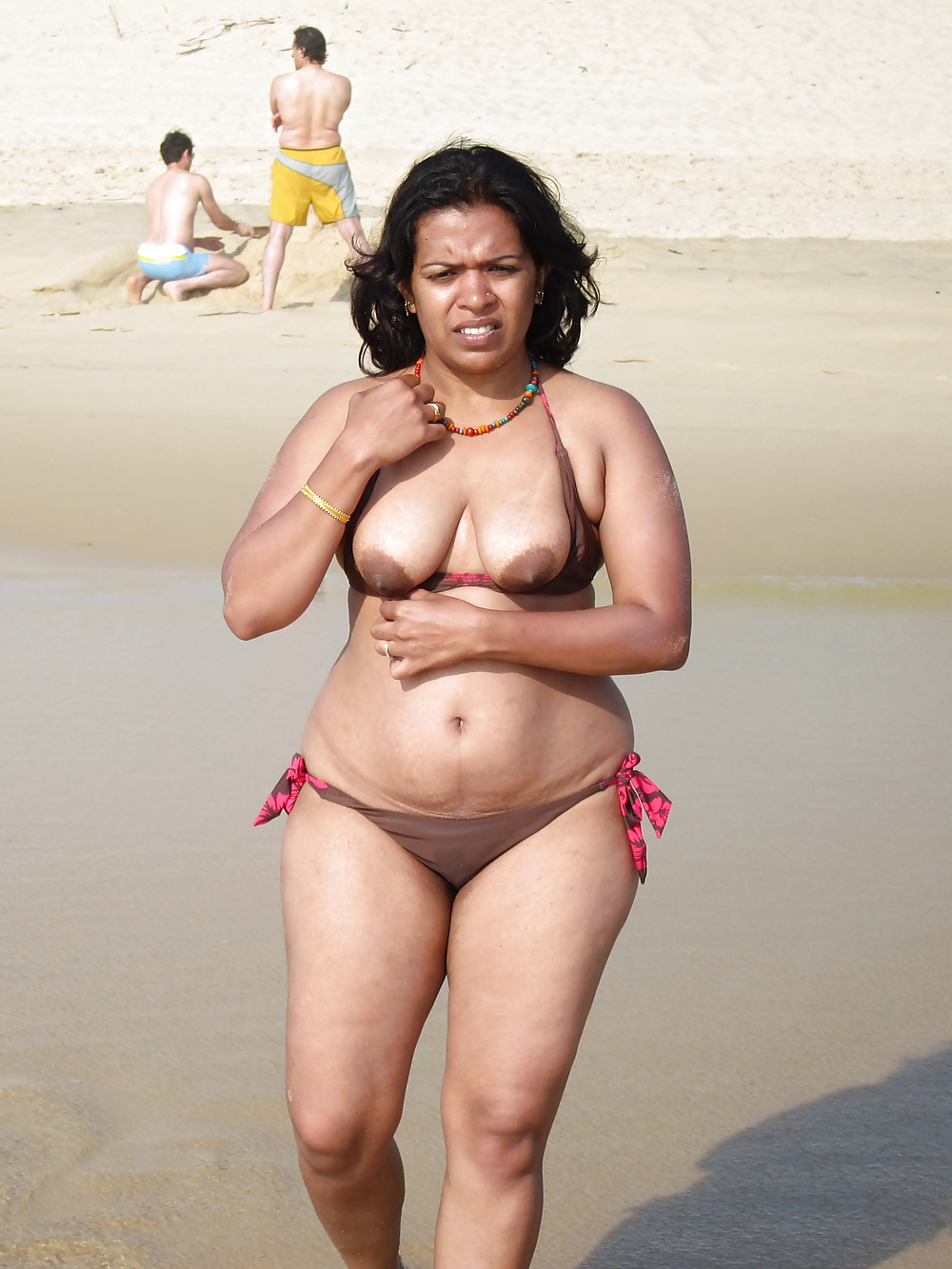 Indian Beach Porn - Indian Big Boob Bhabhi Sex Naked On Beach - Indian Girls Club