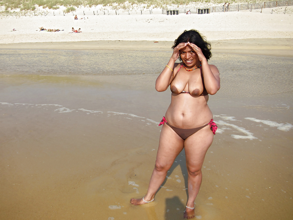 1000px x 750px - Indian Big Boob Bhabhi Sex Naked On Beach - Indian Girls Club