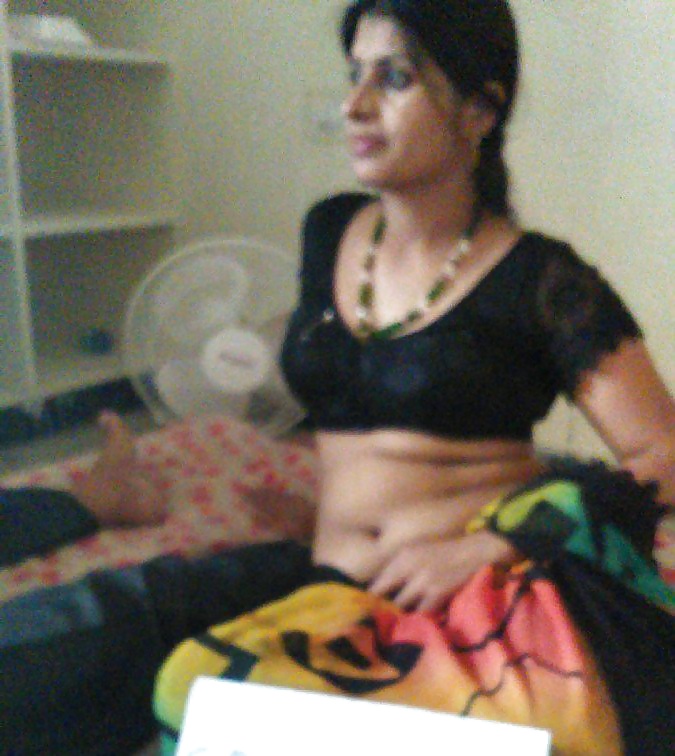 Indian Aunty Naked XXX Photos - Indian Girls Club