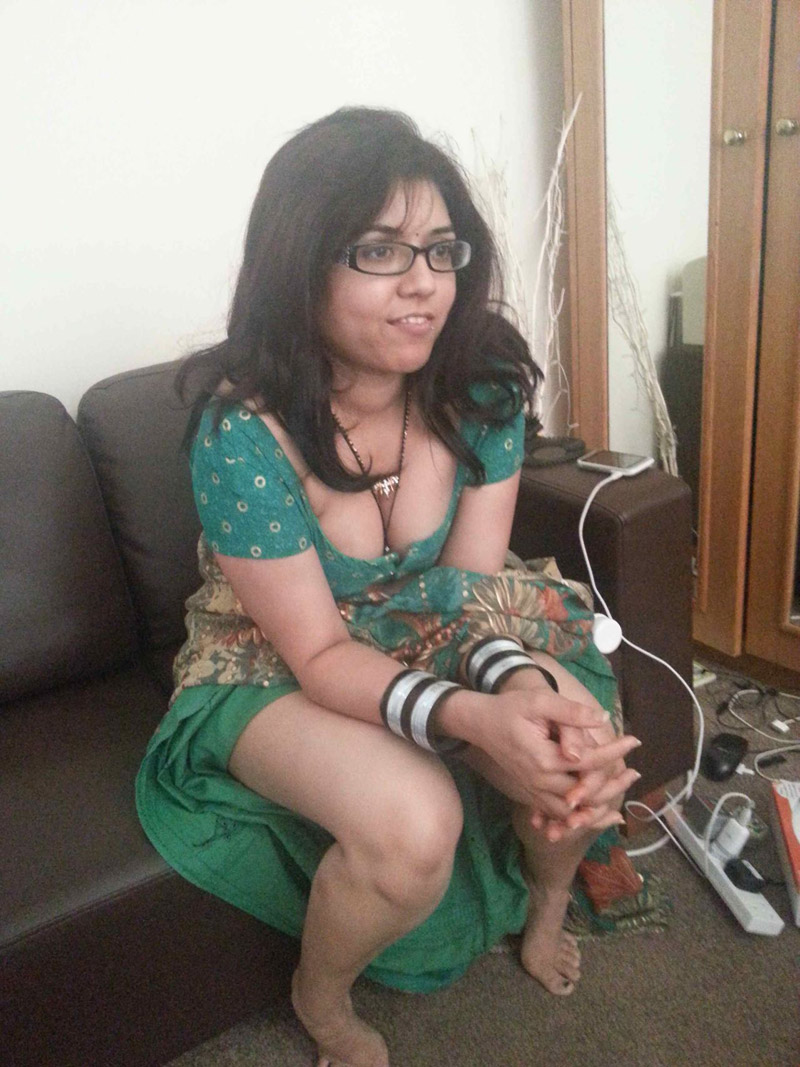 Gujarati Indian Bhabhi Nude Big Boobs Indian Girls Club