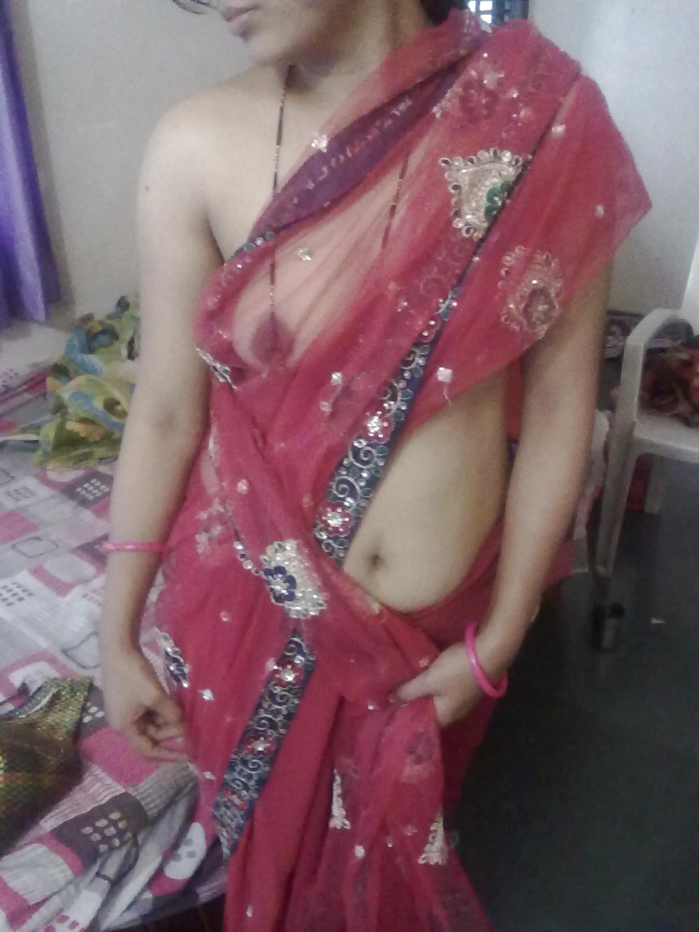 Saree nude hot girls