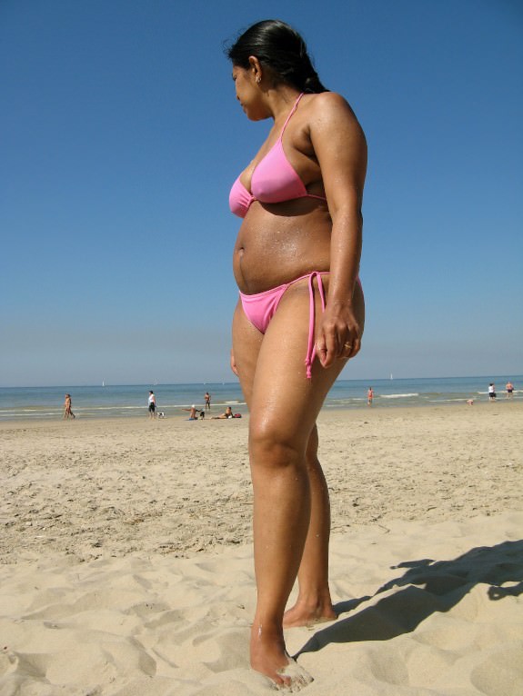 BigTits Indian Bhabhi Nude At Beach - Indian Girls Club