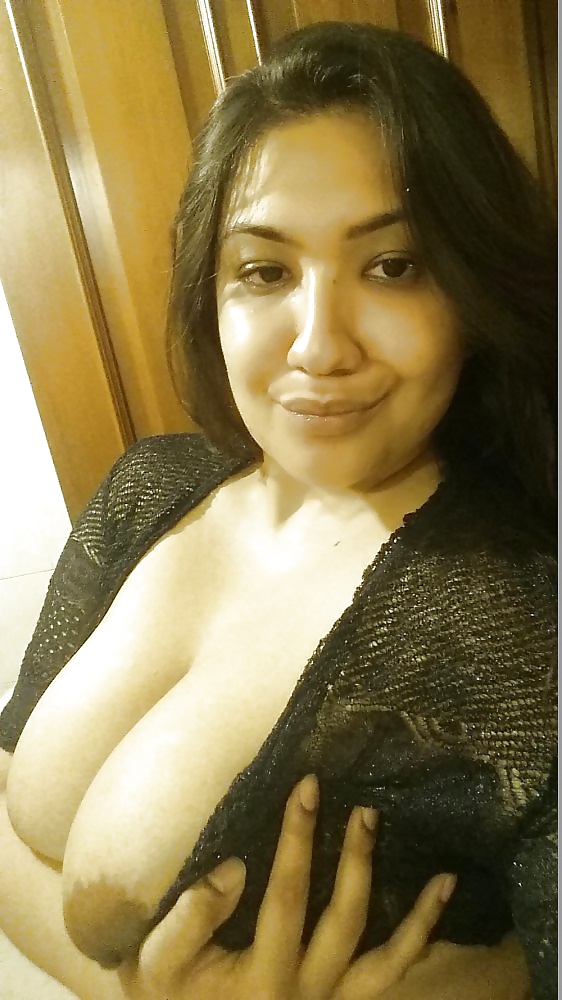 Indian Babe Nude Selfie - Indian Girls Club