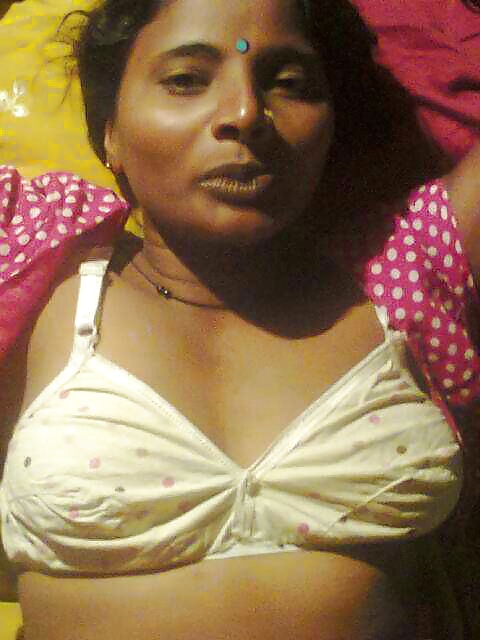 Black Aunty India - Mature Hot Indian Aunty Naked - Indian Girls Club