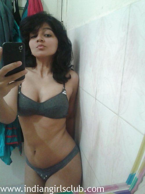 Mumbai College Students Sex Video - Mumbai College Nude Indian Girl Radha - Indian Girls Club