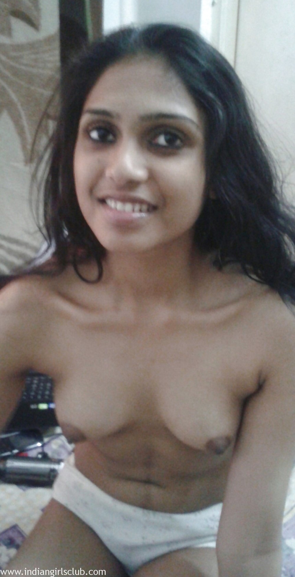 galleries indian girl nude selfie hd