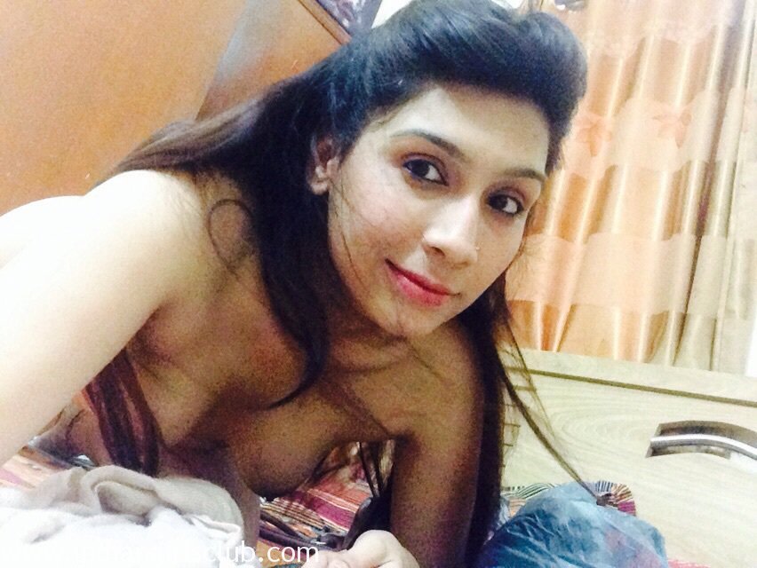 Pakistani Girl Xxx - Pakistani GF Ambreen Hasan XXX Nude Pics - Indian Girls Club