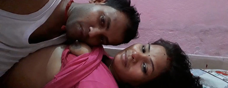 Indian Couple Porn Sexy Wife Boobs Sucked