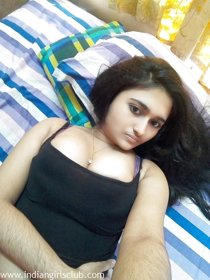 Xxx Bharti - Naked Indian College Girl Uma Bharti Boobs - Indian Girls Club