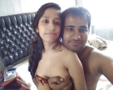 Real Amateur Indian Couple XXX Filmed Naked - Indian Girls Club & Nude  Indian Girls