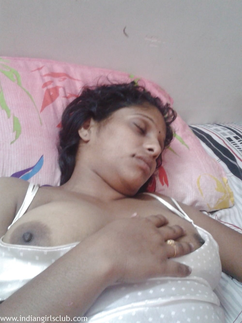 Indian teens hot boob press while sleeping