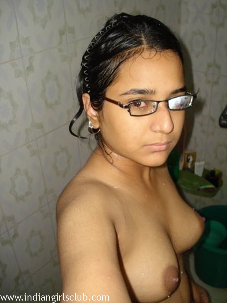 Nude Shower Indian College Girls - Beautiful Indian College Girl Shower Nude Selfie - Indian Girls Club