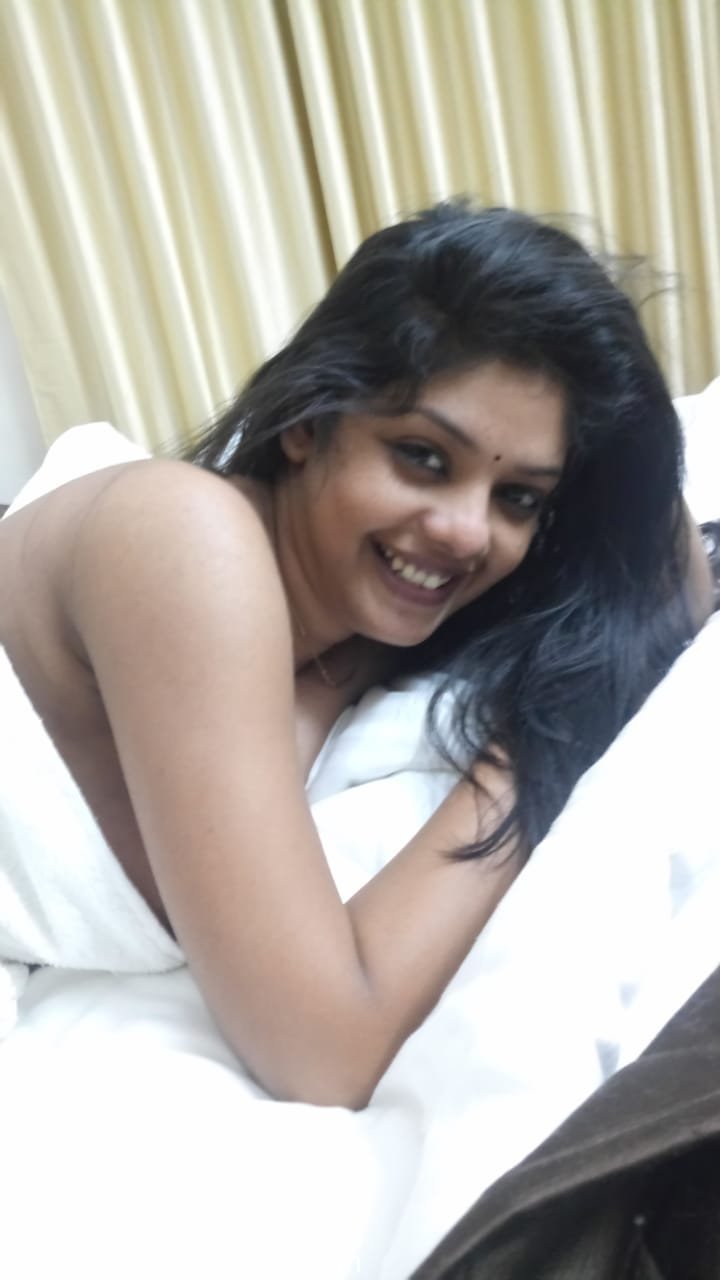 Indian Mms - Dark Skin Indian Bengali Girl From Kolkata MMS - Indian ...