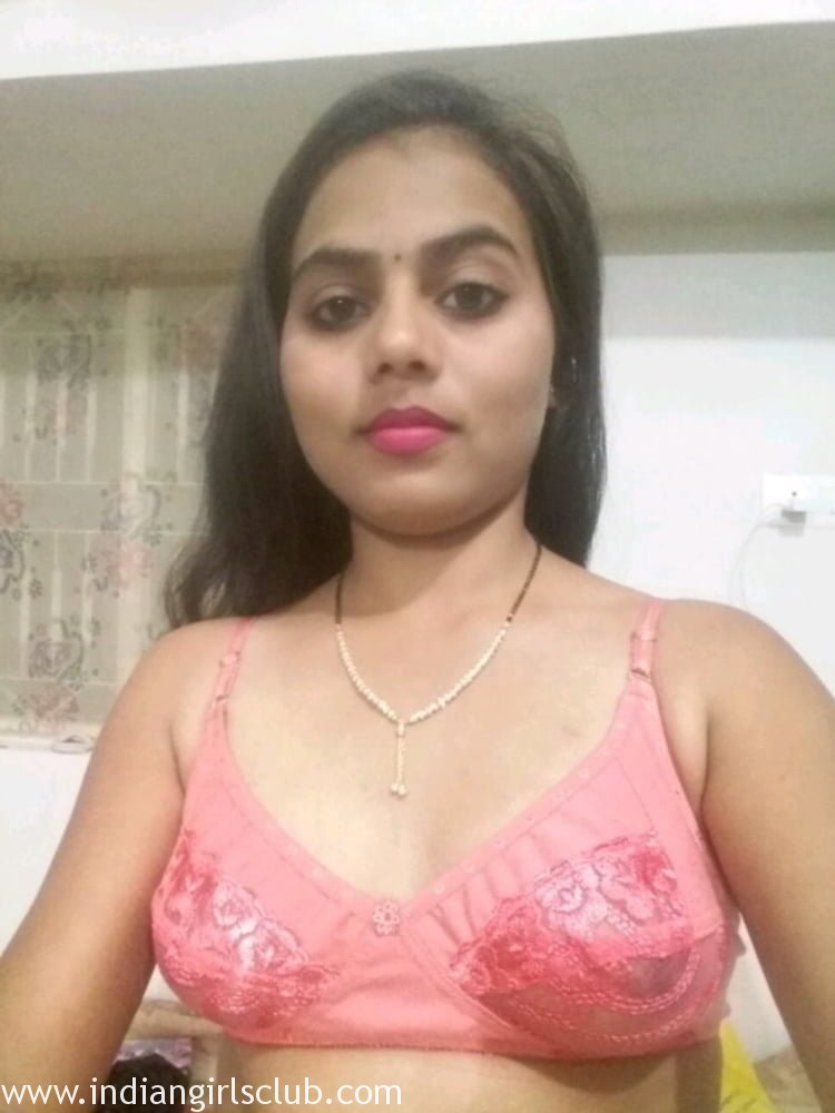 Xxxn Indan 18 Age - Indian Teen XXX School Girl Razia Bano 18 Years Old Sex - Indian ...