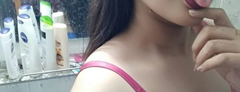 Bengali Daffodil University Big Boob Srabontee Nude Selfie