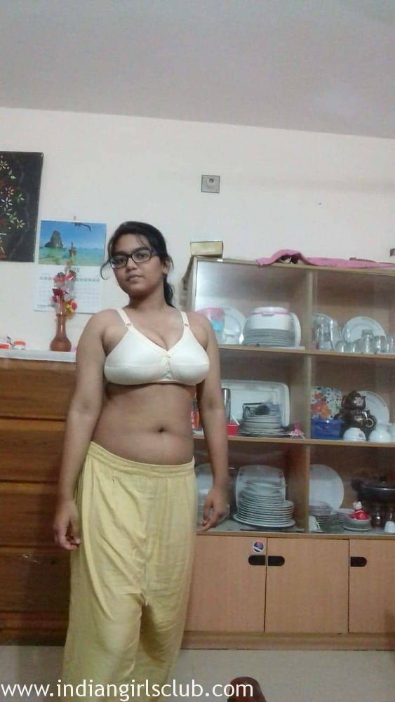 Sxe Bangale Vidoe Collaje - Cute Bengali College Girl Filming Her Nude Sex Videos - Indian Girls Club