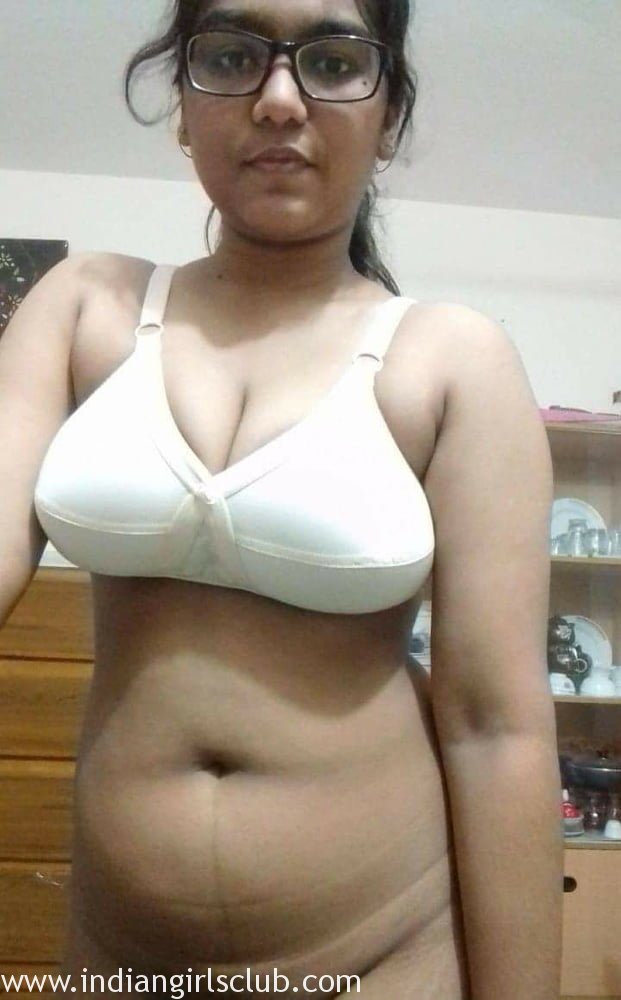 Bangladeshi College Sex - cute-bengali-college-girl-filming-her-nude-video5 - Indian Girls Club -  Nude Indian Girls & Hot Sexy Indian Babes