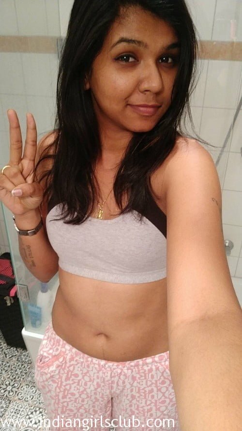 Indian Girls Orgy - indian-teen-orgy-self-recorded-porn-photos-4 - Indian Girls Club - Nude Indian  Girls & Hot Sexy Indian Babes