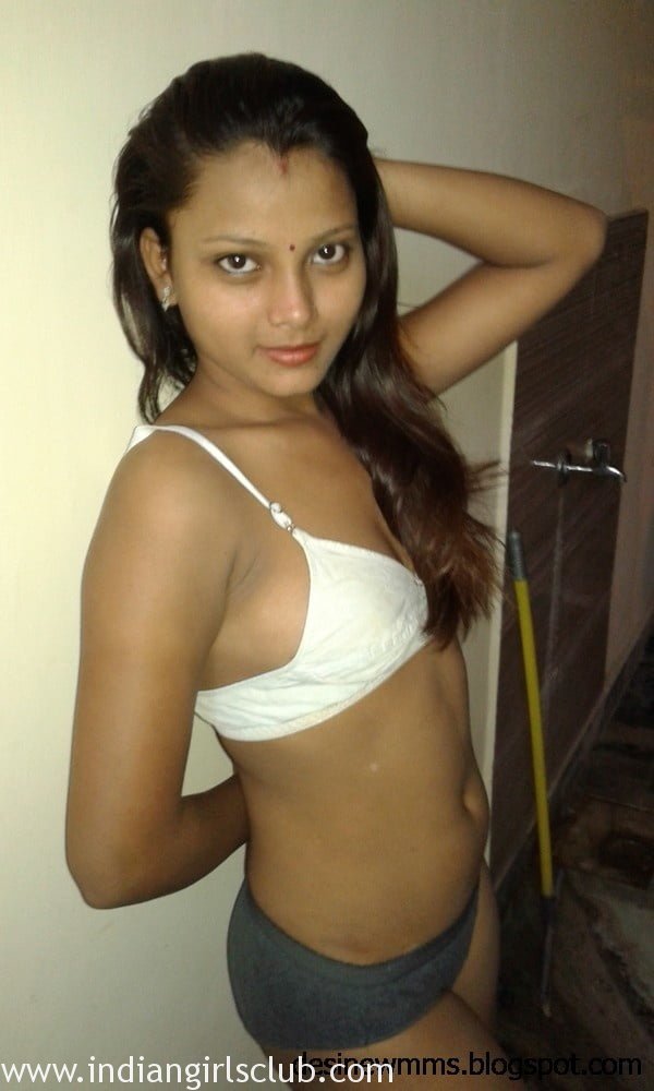 600px x 1000px - beautiful-indian-teen-in-bikini10 - Indian Girls Club - Nude Indian Girls &  Hot Sexy Indian Babes