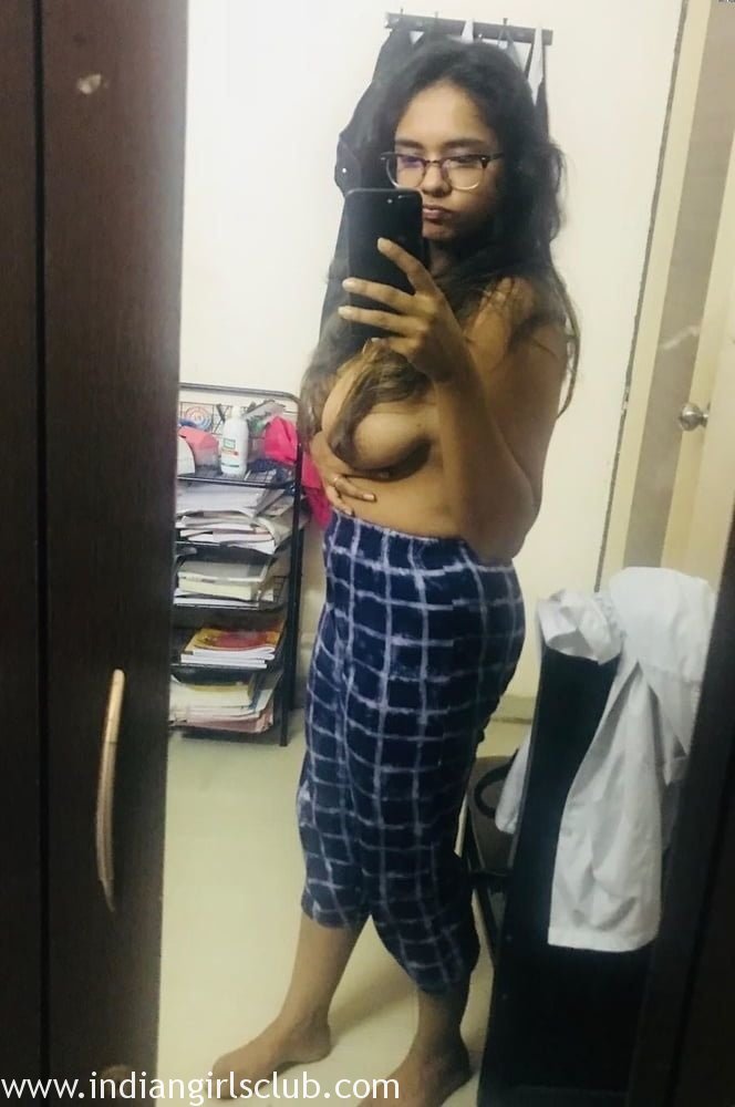Nude photos in Chennai