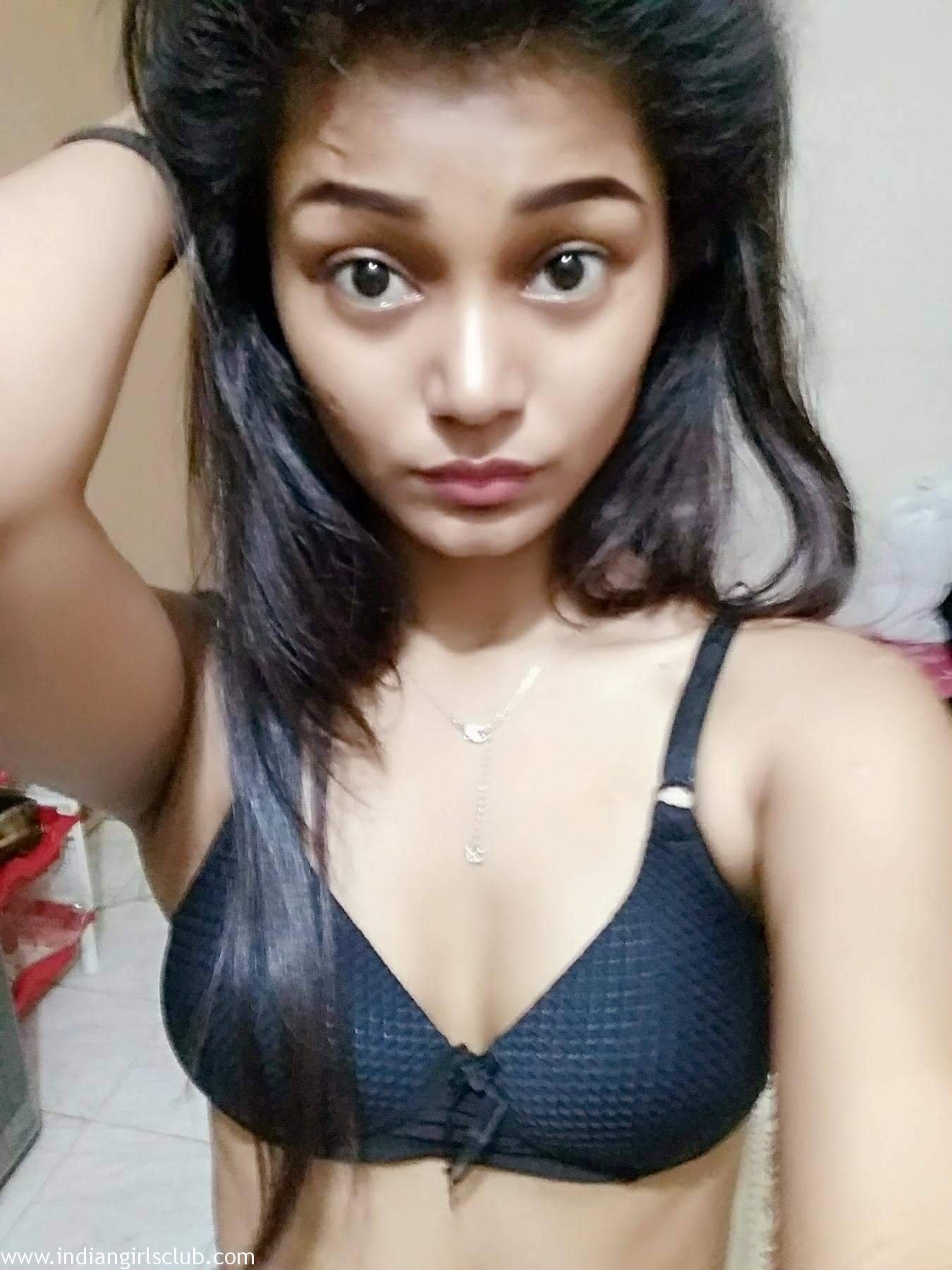 juicy_indian_teen_homemade_porn_19 - Indian Girls Club picture