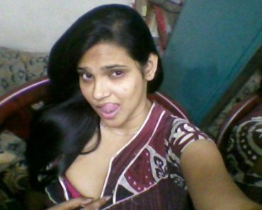 Big Nipple College - Tamil College Girl With Big Boobs Brown Nipples - Indian Girls Club & Nude  Indian Girls